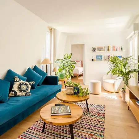 Boi Cozy Charming Trocadero Apartment